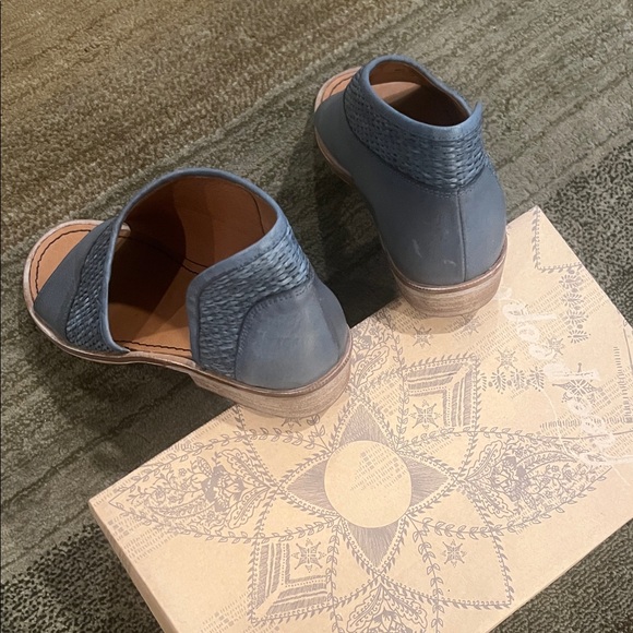 Free People Textured Mont Blanc Sandal - Picture 8 of 12